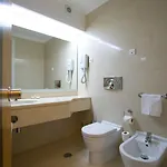 Center Hotel