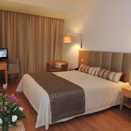 Center Hotel