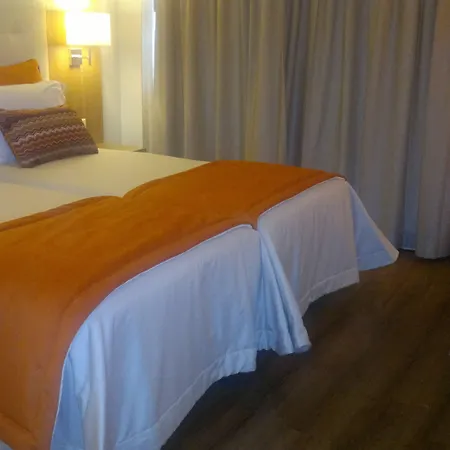 Hotel Center