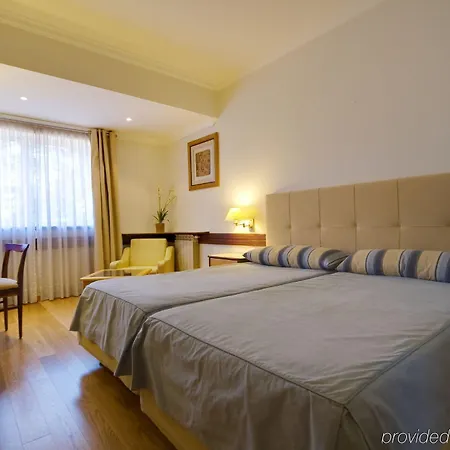 Center Szálloda 4*